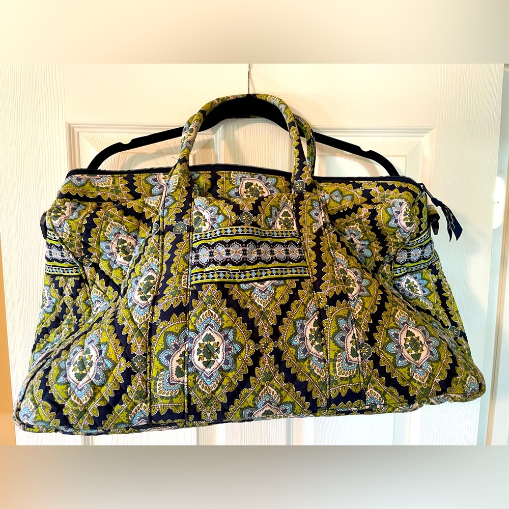 Vera Bradley Green/Navy Quilted Pattern Duffle